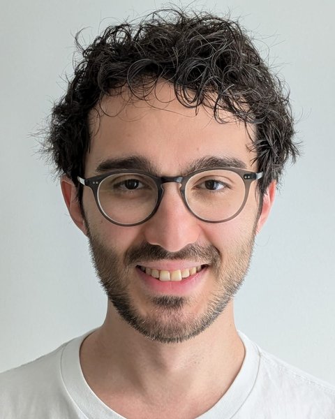 Portrait of Sahand Sharifzadeh